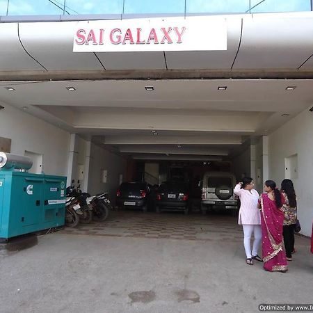 Hotel Sai Galaxy Inn Shirdi Ngoại thất bức ảnh