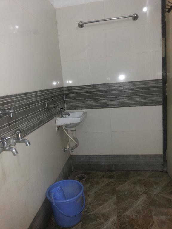 Hotel Sai Galaxy Inn Shirdi Phòng bức ảnh