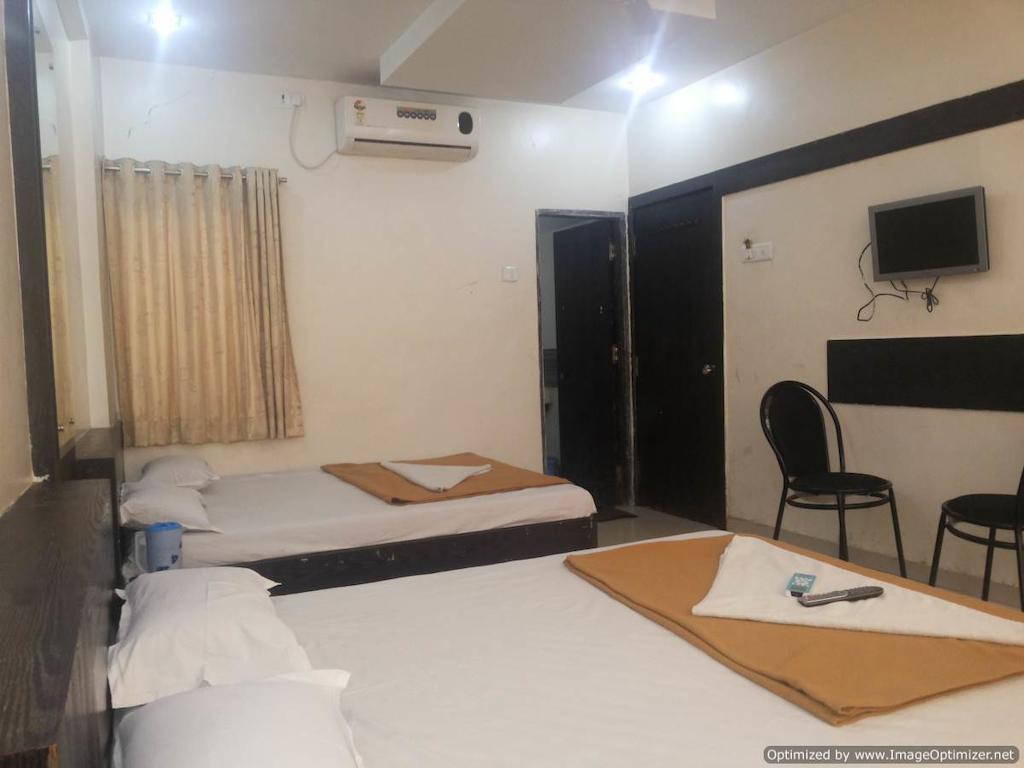 Hotel Sai Galaxy Inn Shirdi Phòng bức ảnh